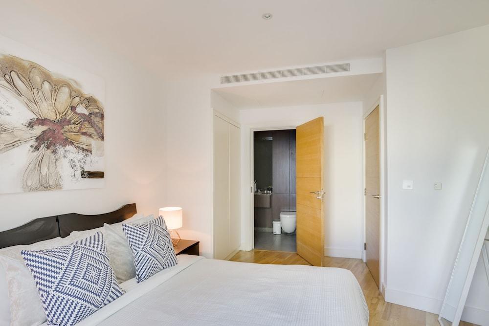 St. Georges Wharf Serviced Apartments By Thesqua.Re 런던 외부 사진